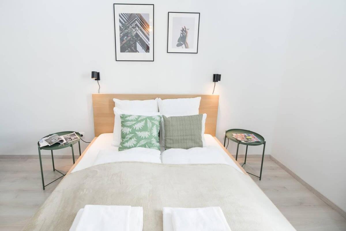 Trendy Central Apartment At Castle Budapest Exterior photo